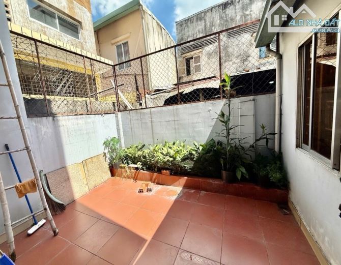 NGÃ TƯ PHÚ NHUẬN, 62M2 (4 x 14.5, NỞ HẬU 5M) 3 Tầng 6PN, P3 Phú Nhuận, giá 8.55 tỷ - 4