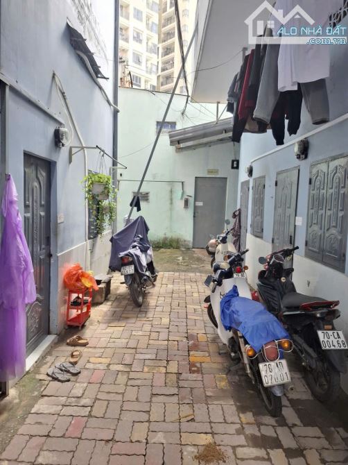 Nhà cấp 4 ngay ký túc xá khu A, làng đại học Quốc gia, sổ riêng, 2834 Dĩ An - 4