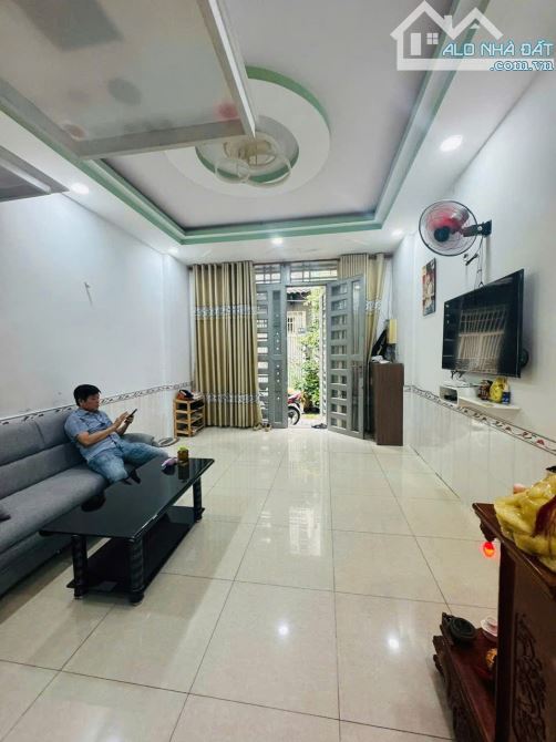 Bán nhà Hẻm xe hơi Phan Huy Ích, P14, GV, 4 x 12m, 2 tầng, giá: 4.95 tỷ TL - 4