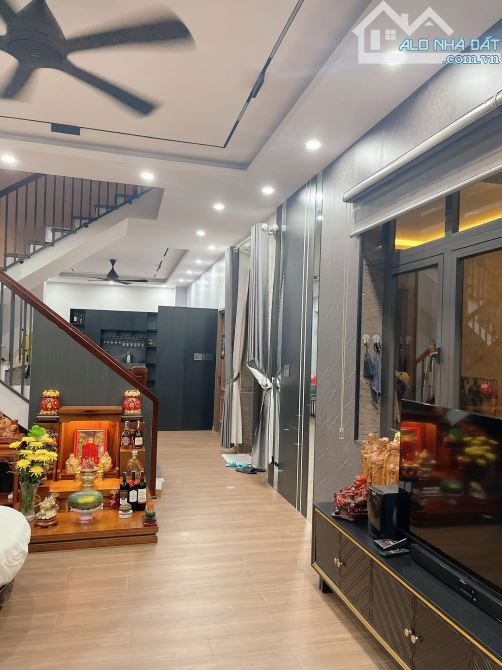 Bán biệt thự mini 1 trệt 1 lầu ngang hơn 8m siêu đẹp Khu dân cư phường Tân Phong - 4