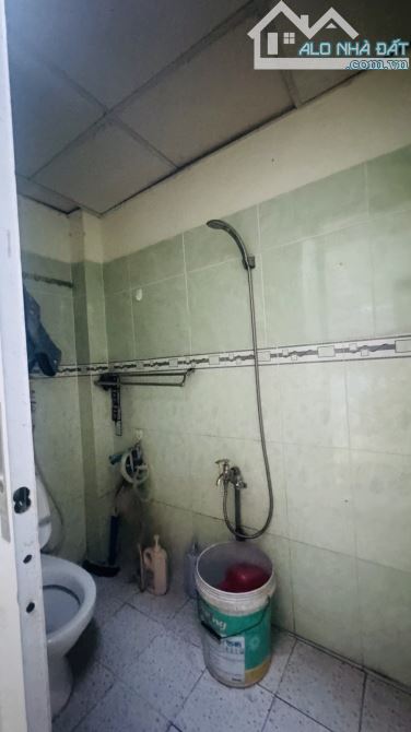 BÁN NHÀ Q8: NHÀ GÓC 2 MT HẺM VIP P4 Q8, GẦN TTTM PARCMALL. CHỈ 3.03 TỶ - 4