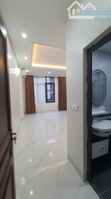 Bán gấp! Mặt phố Văn Quán DT 60m2, 4 tầng, MT 4.15m, ô tô tránh, kinh doanh, nhỉnh 18 tỷ - 4