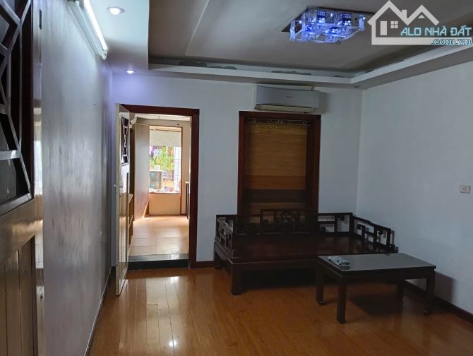 Cho thuê căn hộ phố Đại An, Hà Đông. 70m2, 2 ngủ. đủ đồ cơ bản. 10tr. - 4
