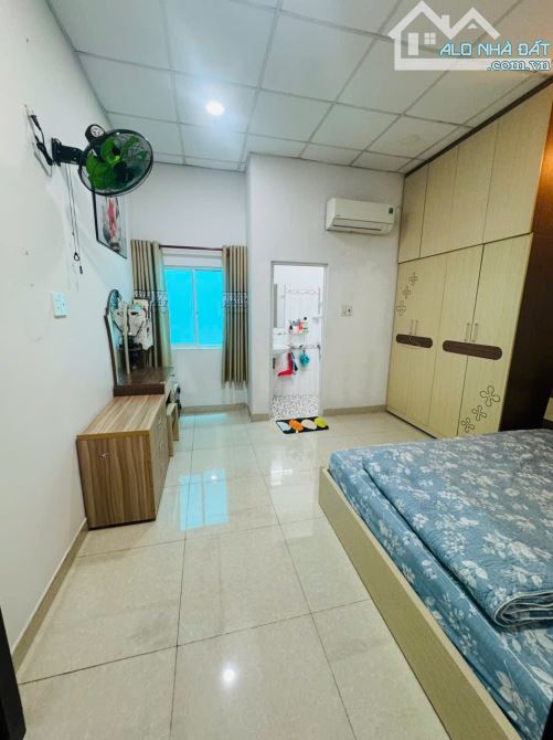 Nhà đẹp 2 tầng Phan Huy Ích, khu đồng bộ, 44m2, hẻm xe hơi 5m, chỉ 4 tỷ 99 - 4