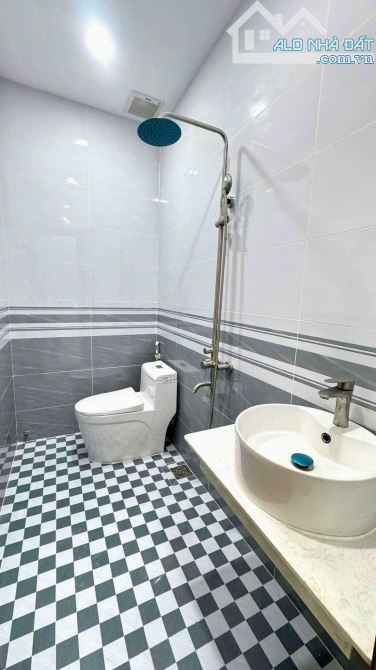 BÁN  NHÀ LÔ GÓC HAI MẶT TIỀN 2 TẦNG TRẦN THỊ DO HIỆP THÀNH QUẬN 12 SHR GIÁ CHỈ 4,8 TỶ - 4