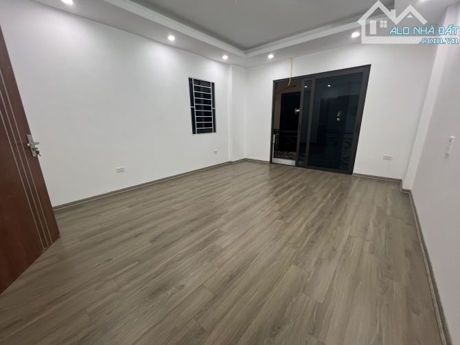 Bán nhà Trần Khát Chân 3 thoáng 10m ra ô tô - 35/40m x 5 tầng MT 4.2m giá 7 tỉ - 4