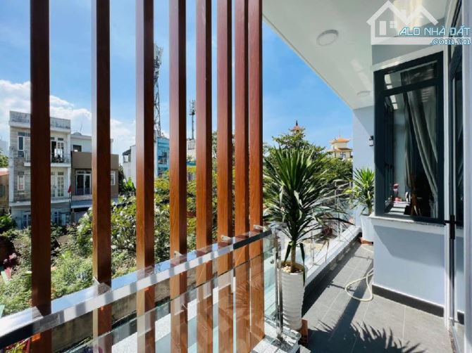 ¹⁰⁷ Quận 2- 96m² NHÀ 3 TẦNG NGANG 6M – HOÀN CÔNG ĐẦY ĐỦ HXH ĐỖ CỬA Lê Văn Thịnh 9,3 tỷ - 4
