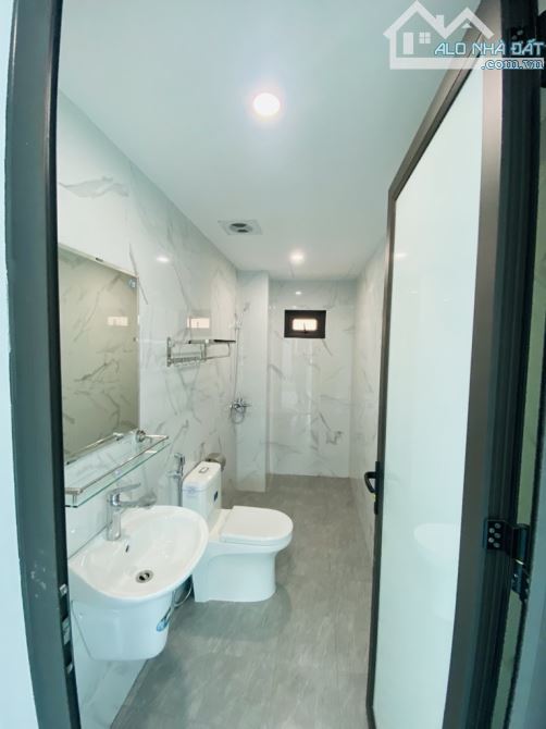🏡 BÁN NHÀ PHỐ TRÂU QUỲ – 5 TẦNG THANG MÁY – 35M² – MT 5M – GIÁ NHỈNH 6 TỶ  🚗 Ô tô tránh - 4