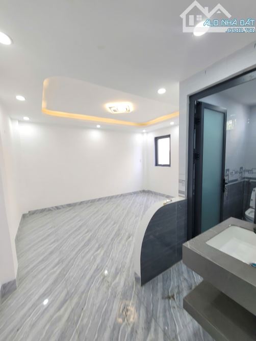 Bán nhà 1 trệt 1 lầu 1 lửng gần đường Bình Hòa p.Bình Hòa Tp.Thuận An chỉ 4ty450TL M7467 - 4