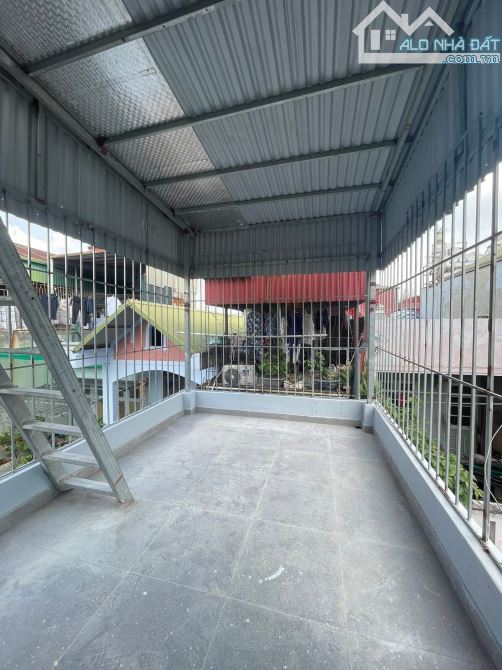 Bán gấp nhà riêng 43m , 5 Tầng, 4 ngủ + wc . Tứ Hiệp - Thanh trì - Hà Nội .giá 8.7 tỷ - 4