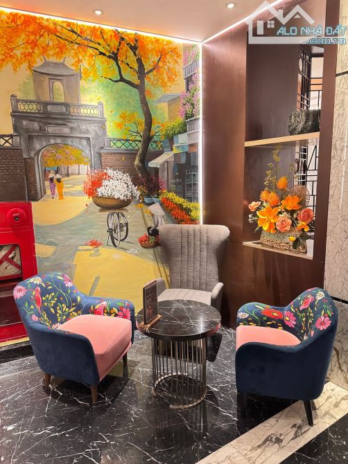 Khách sạn 4 sao mặt phố Hàng Trống 230m2, 11 tầng, MT 8m, 220 tỷ - Doanh thu 45 tỷ/năm