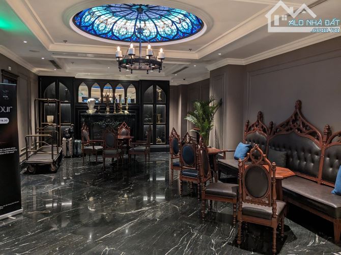 Bán nhanh khách sạn 4 sao phố cổ Hàng Bông, DT 230m2 x 12T - MT 8m, 60 phòng - Giá 229 tỷ - 5