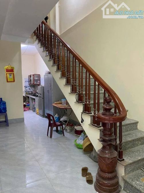 Bán nhà Liễu Ngoại, Khánh Hà _49m2* 3 tầng_ ô tô 7 chỗ vào nhà_ 4.95 tỷ - 5