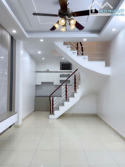 Bán nhà 3 tầng vuông vắn về ở luôn ngõ 183 Đình Đông - 5