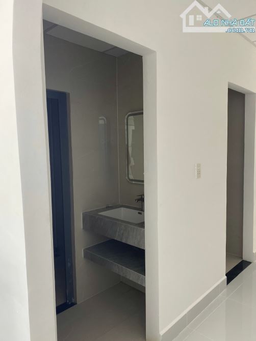 🎈 BÁN NHÀ KHU ĐƯỜNG D ( NGUYỄN GIA TRÍ ) - CN 128M2 - 18 TỶ - 5