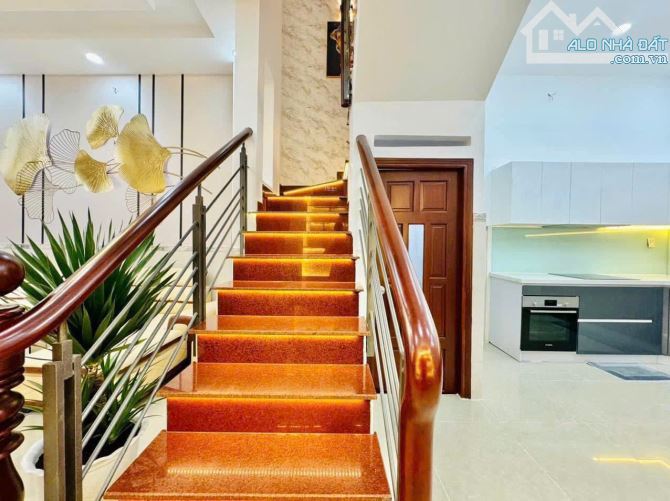 Bán nhà đẹp Phạm Thế Hiển, Quận 8, 50m2, nhỉnh 2 tỷ 490 triệu, 2 tầng BTCT, SHR - 5