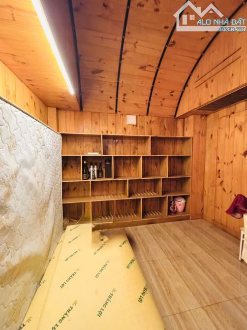 Bán gấp! Giảm còn 13,5 tỷ TL - Sát mặt tiền - Phạm Văn Đồng Bình Thạnh - DT 4,5x19m 4Tầng - 5