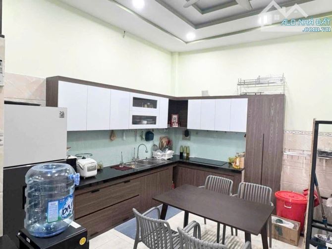 NGAY KHU TÊN LỬA , BTĐB , BÌNH TÂN - 4 TẦNG HẺM XE HƠI - 60M2 - CHỈ 6.15 TỶ TL - 5