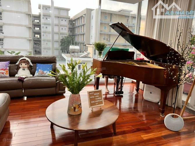 Giảm 20 tỷ ! Biệt thự góc 2 MT đường cư xá tự do CMT8. DT: 18x 25m. Hầm 5 tầng có HỒ BƠI - 5