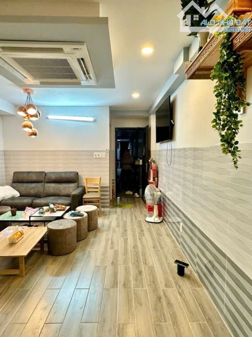 CHDV NGAY HOÀNG DIỆU 2 - - 88M2 - 5 TẦNG - 2- PHÒNG - THU NHẬP 80TR/THÁNG - 5