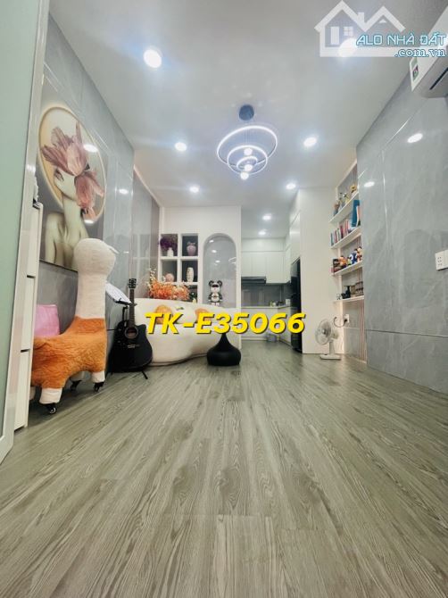 LÝ CHÍNH THẮNG - CÁCH MẶT TIỀN 70M_4 TẦNG BTCT_3 PN_TẶNG NỘI THẤT_4.x_TỶ - 5