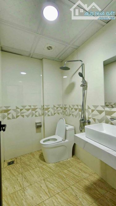 Bán nhà sát Ngô Thì Nhậm Quang Trung chỉ hơn 7 tỷ lô góc ô tô - 5