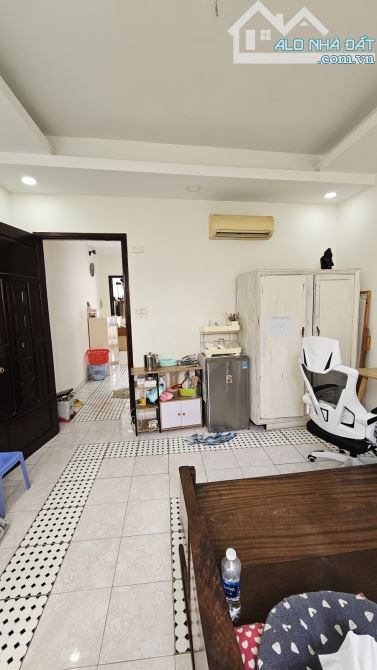 Chủ gấp bán nhà định cư Bạch Vân Q5, 5 Tầng thích hợp KD Giá 10.9 tỷ - 5