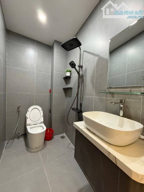 🎉🎉em siêu phẩm 3 tầng kiệt ÔTÔ đậu đỗ trước nhà cực hot Full nội thất quận Thanh Khê - 5