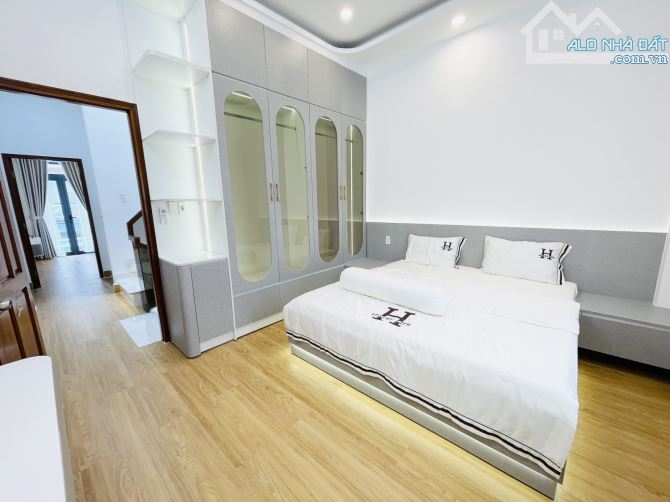 BÁN NHÀ TRUNG TÂM Q.7 –61m2 – CHỈ 6.8tỷ NHÀ MỚI FULL VÀO Ở NGAY - SỔ VUÔNG - HOÀN CHUẨN - 5