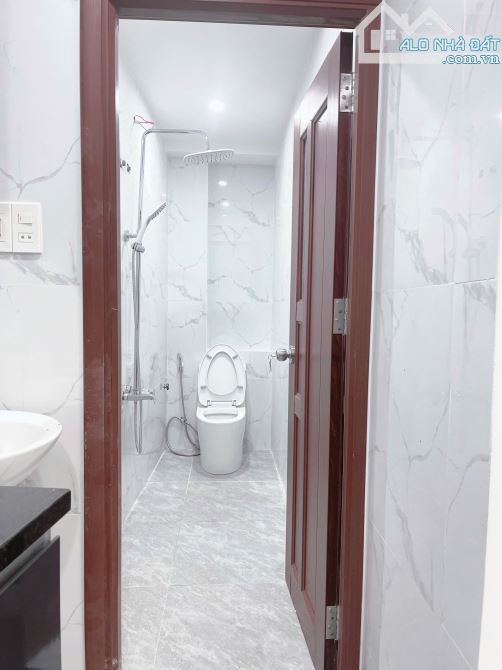 📌📌📌LÀM VIỆC TRỰC TIẾP GIÁ TỐT !!! BÁN NHÀ GÁC LỬNG KIỆT Ô TÔ NGUYỄN VĂN HUỀ - 5