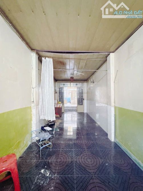 SIÊU RẺ 50M2 ĐẤT TẶNG NHÀ CẤP 4 2 LẦU CHỈ NHỈNH 3 TỶ KO CÒN NHÀ TƯƠNG TỰ  HẼM THÔNG RA 3 M - 5