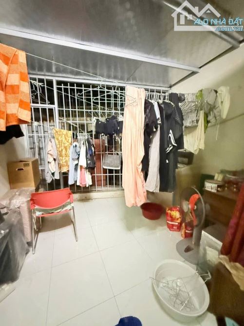 Bán nhà phố Nguyễn Trãi, 25m2, 3 tầng, mặt tiền 3.5 giá 5.1tỷ - 5