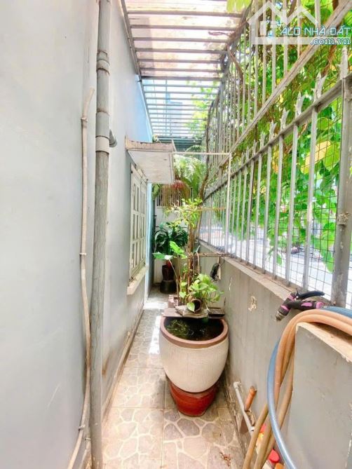 KHU VIP NHẤT ĐƯỜNG HOÀNG HOA THÁM - GA T3 - 5