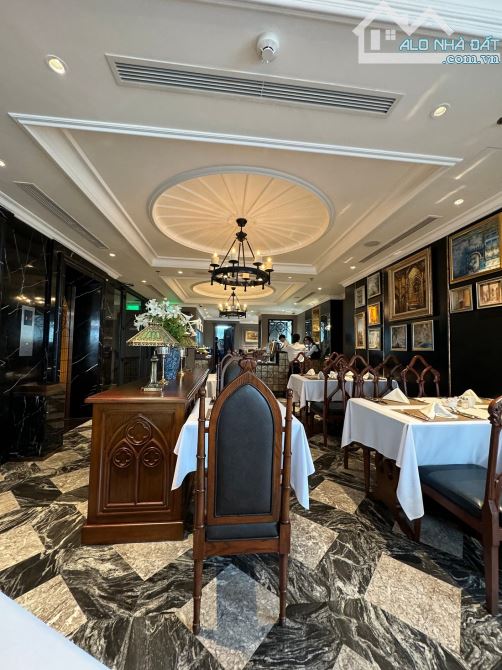 Bán nhanh khách sạn 4 sao phố cổ Hàng Bông, DT 230m2 x 12T - MT 8m, 60 phòng - Giá 229 tỷ - 6