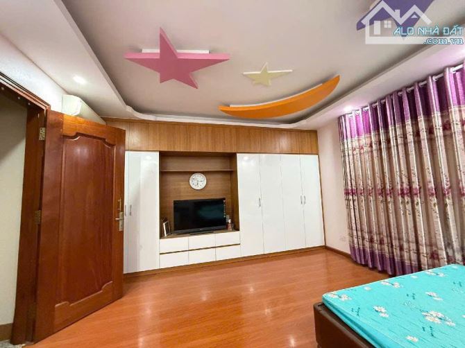 BÁN GẤP NHÀ ĐẸP LIỀN KỀ KĐT VĂN KHÊ- PHÂN LÔ- VỈA HÈ🚗Ô TÔ TRÁNH, ĐỖ 24/24🏠83m²x 5 tầng - 6