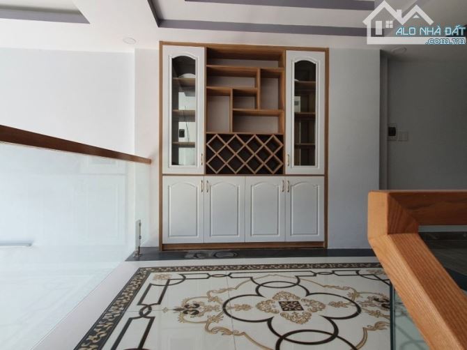 Nhà đẹp Võ Văn Hát - Xe Hơi Ngủ Nhà - 60m2 - Đường Rộng 6M - Giá nhỉnh 6 Tỷ. - 6