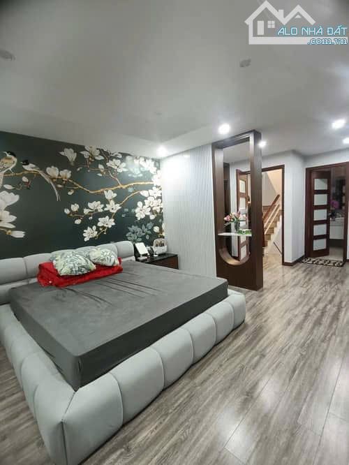 🌟 HOÀNG CẦU – LÔ GÓC SIÊU ĐẸP – NGÕ 61 Ô TÔ VÀO NHÀ – 62M – 5 TẦNG – 21,5 TỶ 🌟 - 6