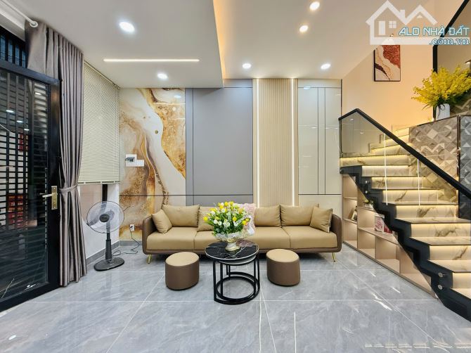 Bán nhà hẻm 3m sát mặt tiền đường Phạm Văn Chiêu,P.9, 4,8 x 13, 2 tầng, 3PN giá 5.46 tỷ tl - 6
