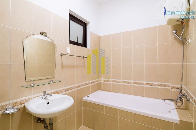 🌿 Cho Thuê Biệt Thự Nguyễn Văn Hưởng – 6PN, Sân Vườn, Giá 60 Triệu - 6