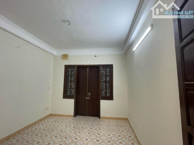 MỸ ĐÌNH - NGÕ 5M - 61M2 - 4 TẦNG - MẶT TIỀN 3.6M - CÁCH PHỐ 20M - 6