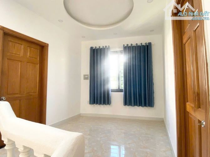 Nhà Góc 2 Mặt Tiền-Nguyễn Văn Tuôi- The Pearl Riverside - Nhỉnh 4 Tỷ - 6