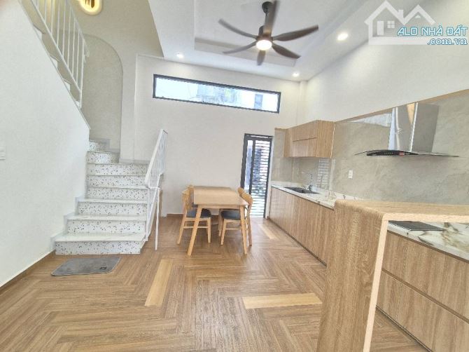 Bán nhà Phú Nhuận - Mai Văn Ngọc -4,8*10 - 4 tầng - chỉ 7x tỷ - 6