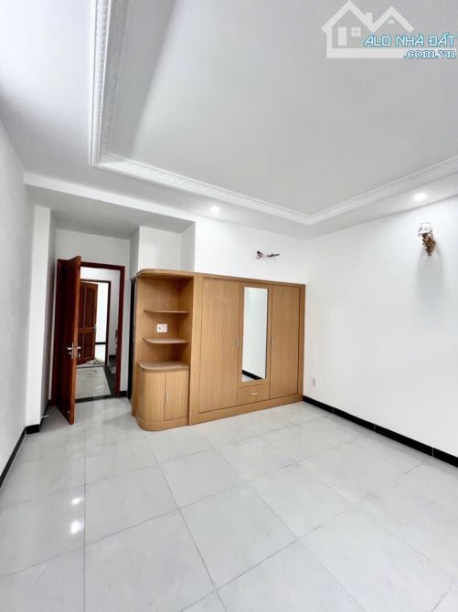 5 TẦNG- SÁT BỆNH VIỆN BÌNH TÂN- HƯƠNG LỘ 2- BÌNH TRỊ ĐÔNG A BÌNH TÂN DT: 4*17.5M- 7 TỶ 3 - 6