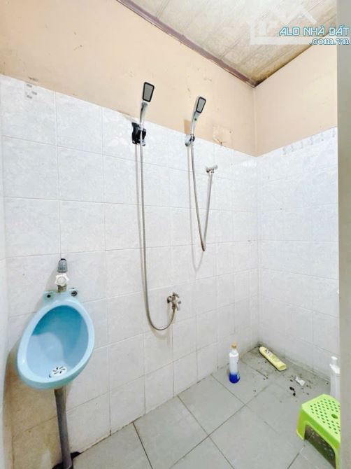 SIÊU RẺ 50M2 ĐẤT TẶNG NHÀ CẤP 4 2 LẦU CHỈ NHỈNH 3 TỶ KO CÒN NHÀ TƯƠNG TỰ  HẼM THÔNG RA 3 M - 6