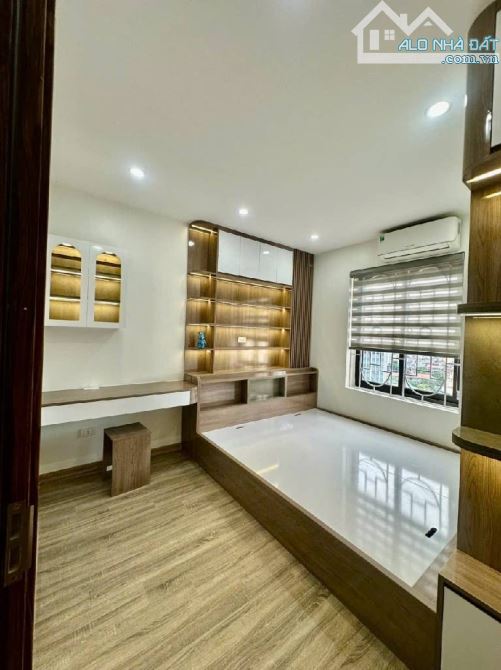 Bán chung cư 3 ngủ Ngã ba Nguyễn Lân,Lê Trọng Tấn,Trịnh Đình Cửu,sổ 72m2giá 5,18 tỷ(có TL) - 6