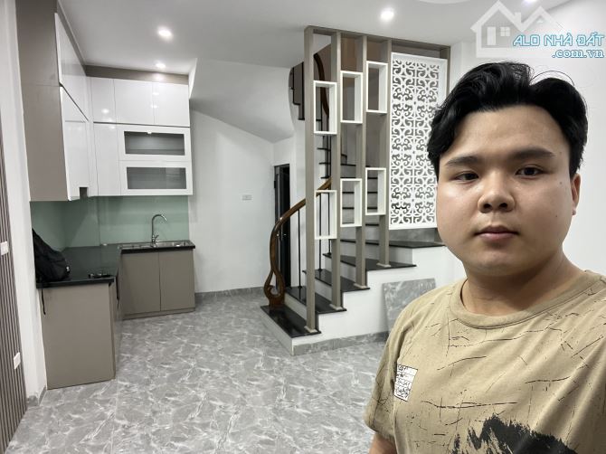 Bán nhà Trần Khát Chân 3 thoáng 10m ra ô tô - 35/40m x 5 tầng MT 4.2m giá 7 tỉ - 6