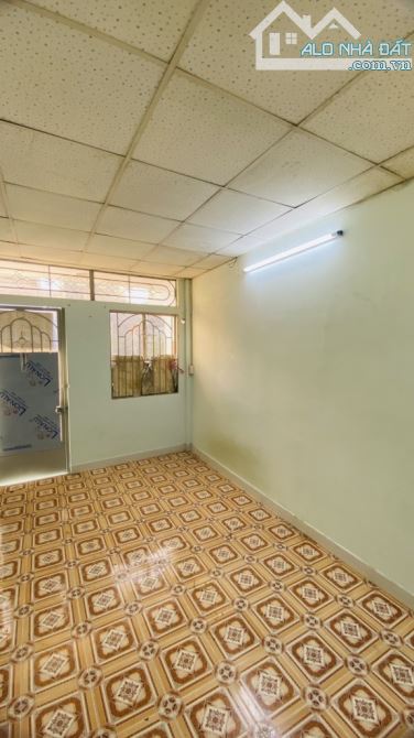 HẺM NHỰA XE TẢI NGUYỄN ĐÌNH CHIỂU -P.5-Q.3- DT:42.5M2- 7 TỶ 4 - 6