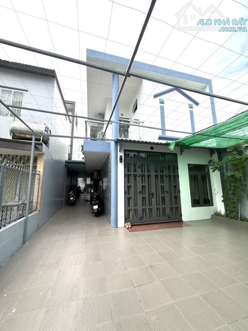 266M2-SHR- ĐƯỜNG NHỰA 6M KẾ BÊN KDC BỘ CÔNG AN- NGUYỄN VĂN QUỲ CHỈ 13 TỶ 5 - 6