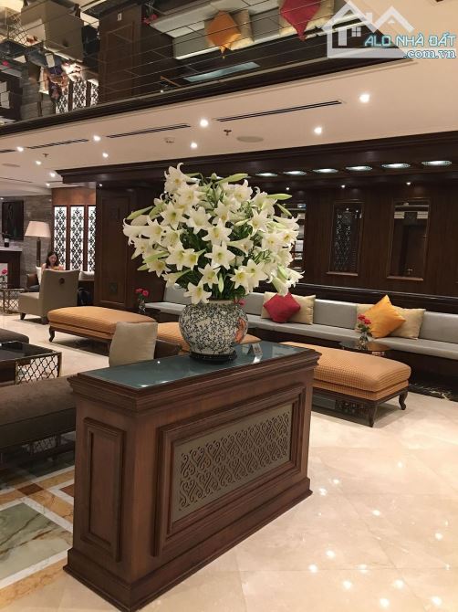 Cần bán gấp Khách Sạn Mặt Phố Phan Đình Phùng, DT: 390m2 x 9T x MT 14m. Giá: 395 Tỷ - 6