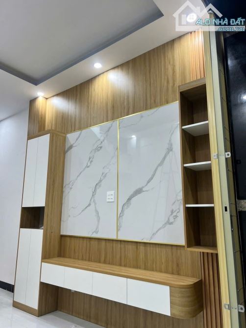 🏡 NHÀ PHỐ 2 TẦNG HẺM NGUYỄN THÁI HỌC - 7